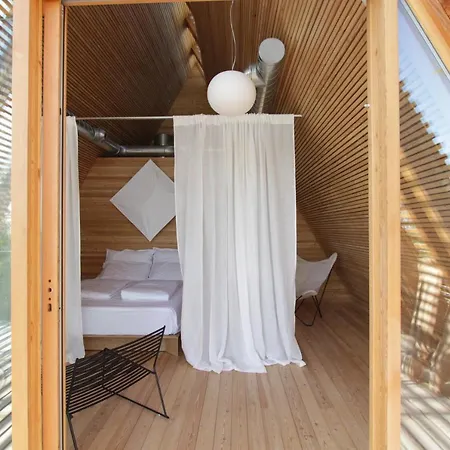 Lilelo - Little Leisure *